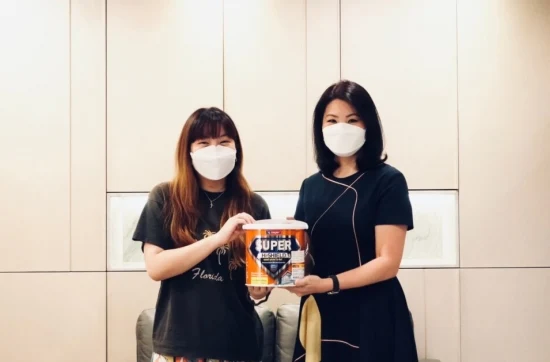 เบเยอร์ ร่วมกับ ถาปัดการละคอน ส่งสีสาดสุขต้อนรับศักราชใหม่