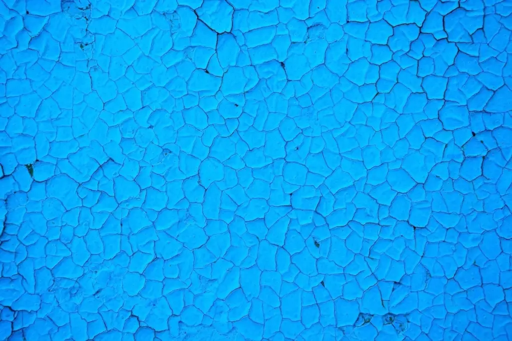 ปัญหาฟิล์มสีแตกร้าว แตกออกเป็นแผ่น (Cracking/ Flaking)